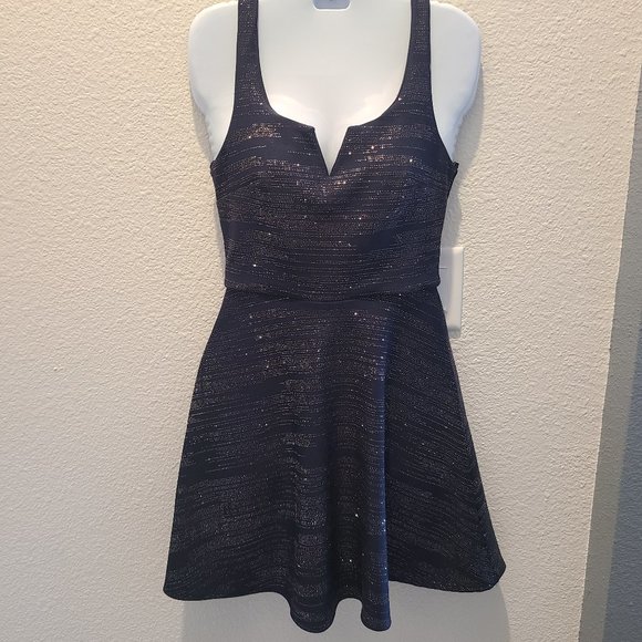 Trixxi Dresses & Skirts - Trixxi women's formal sleeveless cocktail dress blue with gold shimmer size S